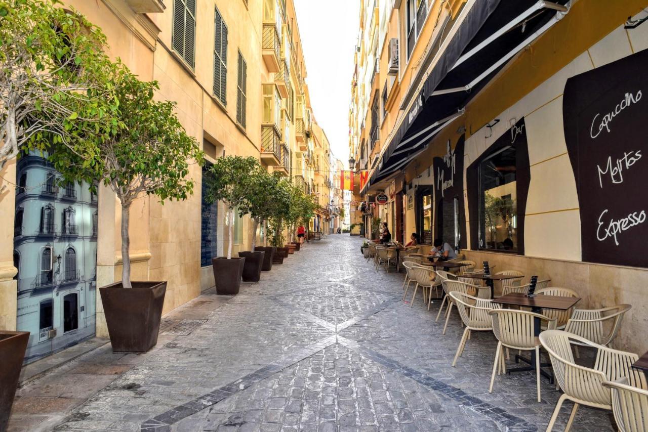 Homely Malaga San Juan De Letran Plaza De La Merced Екстериор снимка