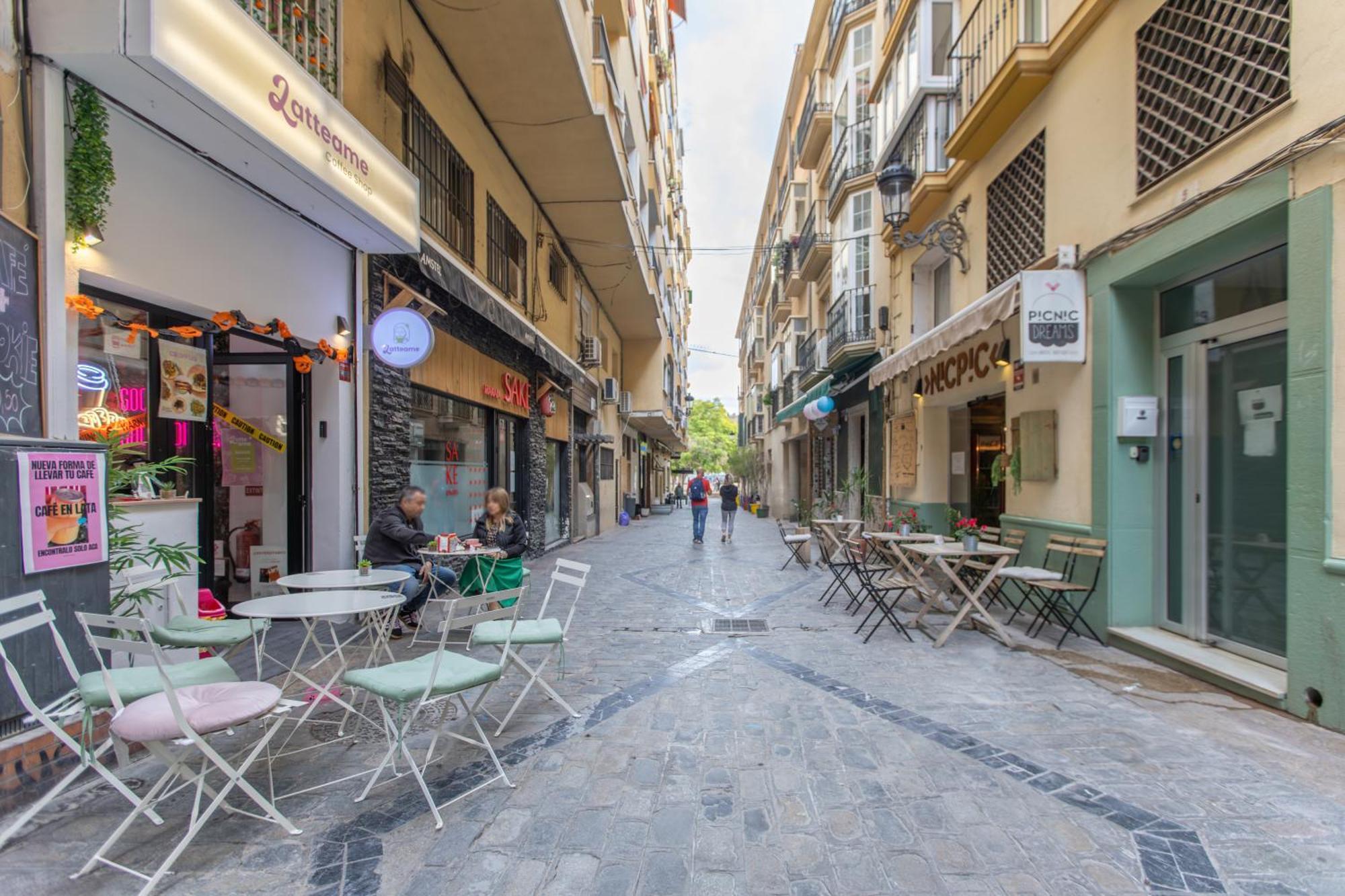 Homely Malaga San Juan De Letran Plaza De La Merced Екстериор снимка