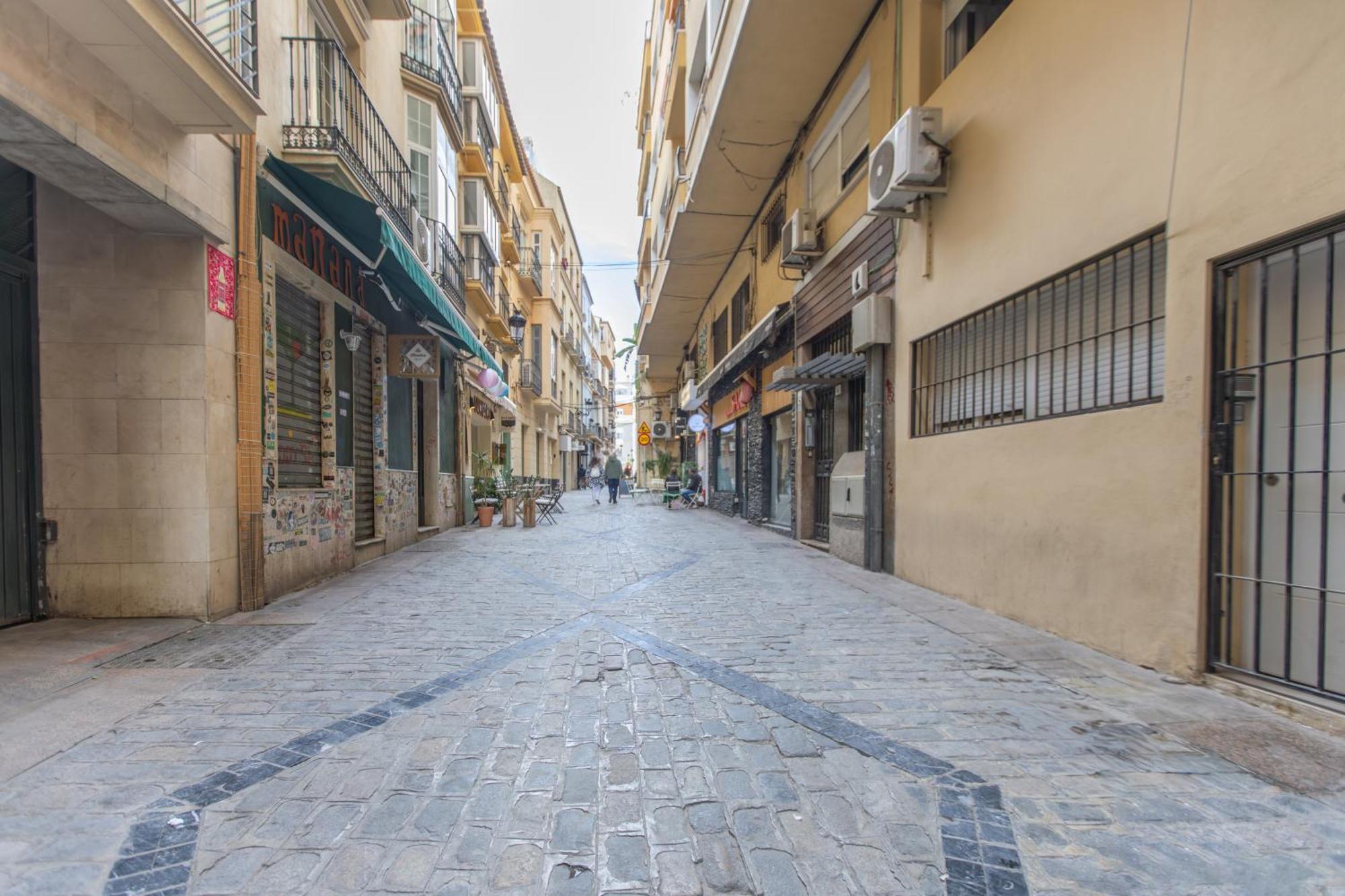 Homely Malaga San Juan De Letran Plaza De La Merced Екстериор снимка